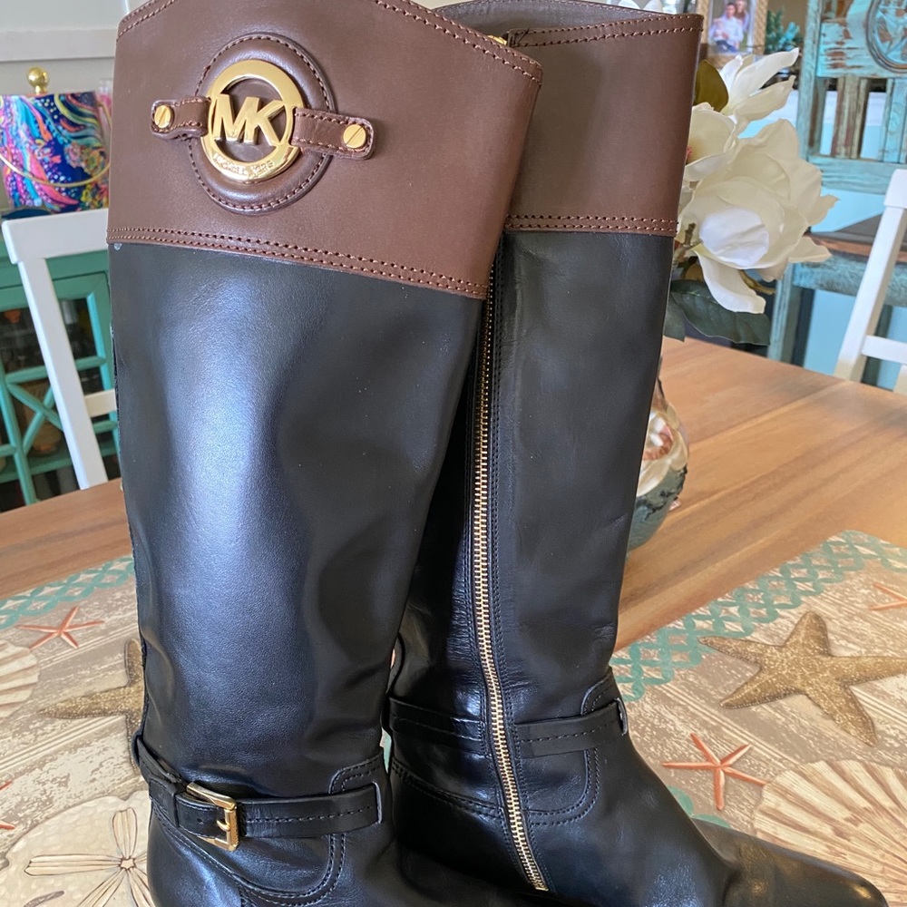 Micheal Kors brown and black winter boots